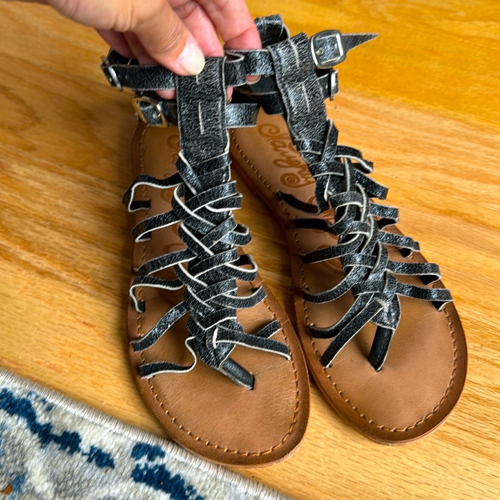 EUC Naughty Monkey Gladiator Sandals Size 6.5